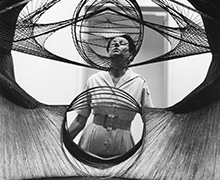 Peggy Guggenheim 220x180